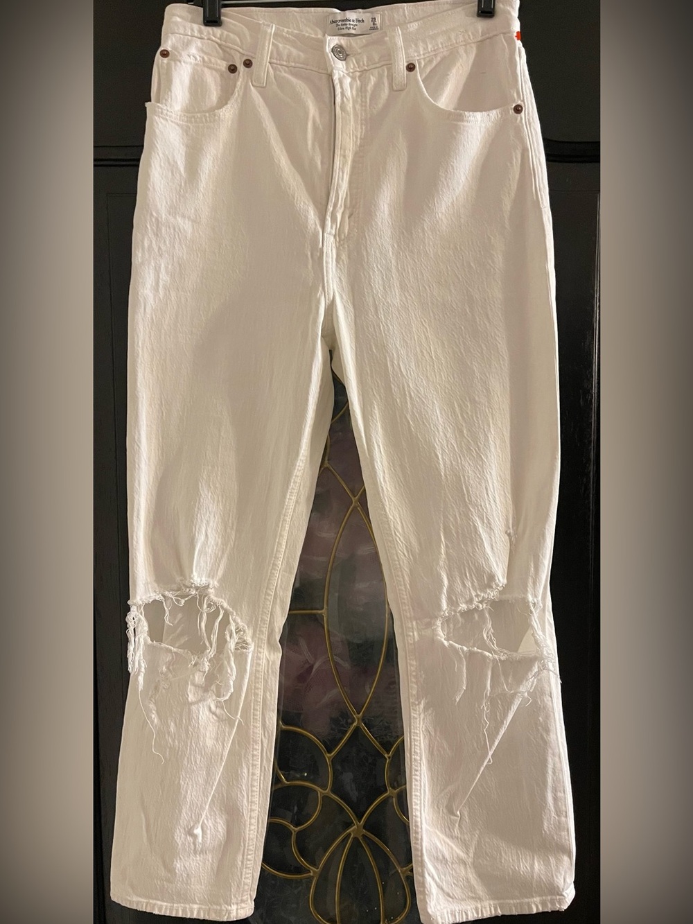 Abercrombie &Fitch Women's White The Ankle Straight Leg UHR Distressed Jeans